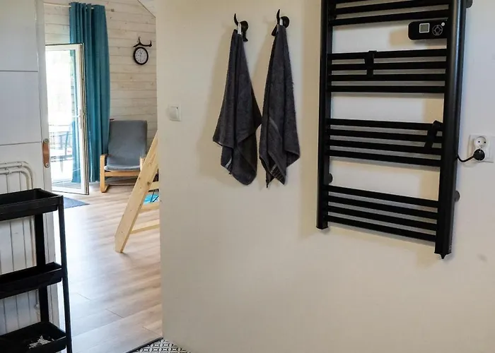 Wilcza Polana Kolo Miedzygorza Z Jacuzzi I Sauna Alpehytte *