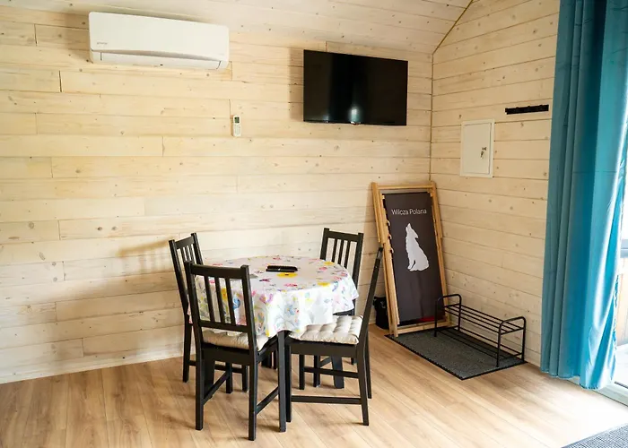 Wilcza Polana Kolo Miedzygorza Z Jacuzzi I Sauna Alpehytte