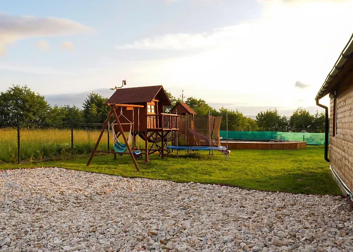 Wilcza Polana Kolo Miedzygorza Z Jacuzzi I Sauna Alpehytte