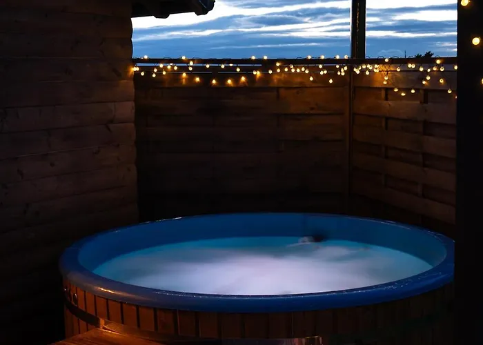 Wilcza Polana Kolo Miedzygorza Z Jacuzzi I Sauna Alpehytte